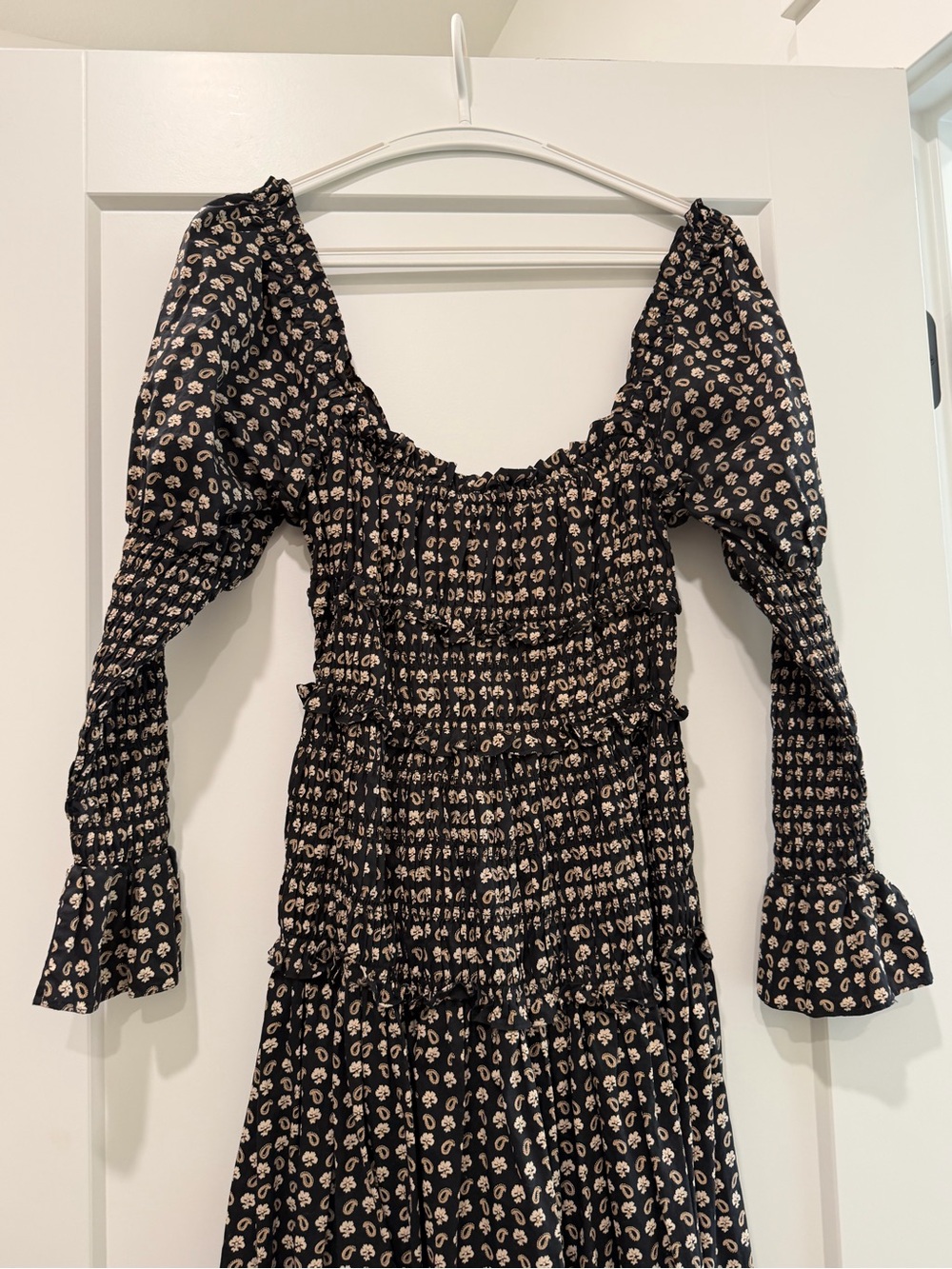 DOEN Black Floral Long-Sleeve Smocked Midi Dress - Picture 3 of 4